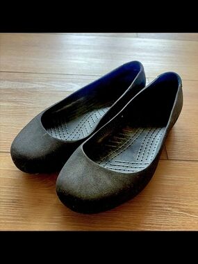 CROCS Black Ballet Slip-On Flats